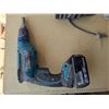 Image 3 : Makita cordless drill and drywall screwdriver, with charger, tested-works