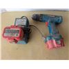 Image 1 : Vintage makita cordless drill with battery's and charger