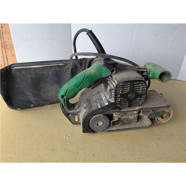 Hitachi belt sander