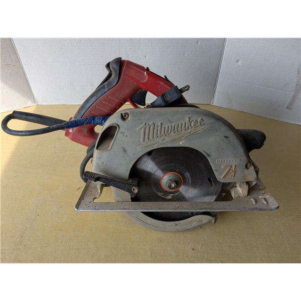 Milwaukee 7 1/4" circular saw