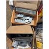 Image 5 : Pallet of hardware, stapples and screws