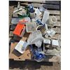 Image 1 : Pallet of hardware