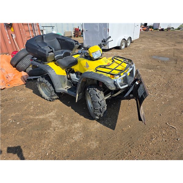 Honda quad- VIN: 1HFTE256654413180- runs and drives