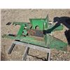 Image 8 : John deere front end loader with grapple and brackets- 5ft W- complete