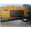Image 2 : Dewalt 4.5" angle grinder