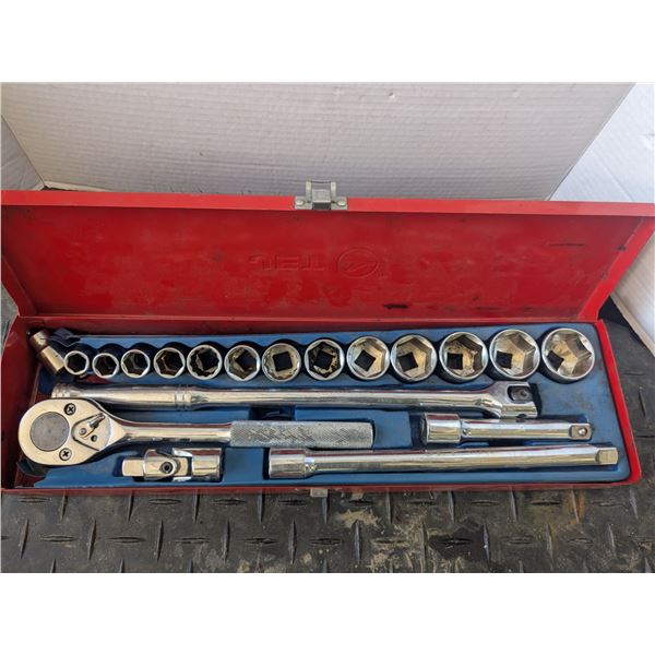"Jet" 1/2" drive socket set with ratchets in storage case