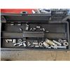 Image 3 : Rubbermaid 20" plastic toolbox with assorted sockets