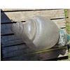 Image 2 : Light Fixture (Plastic Shade)