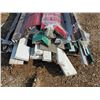 Image 3 : Assorted trim and vinyl siding- 11ft length
