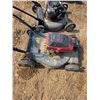 Image 4 : 2 lawn mowers- not running