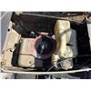 Image 6 : Whit 42" cut riding mower- has key- not running