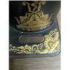 Image 4 : 1924 Antique Singer Model 127 Sewing Machine w/ Treadle Cabinet