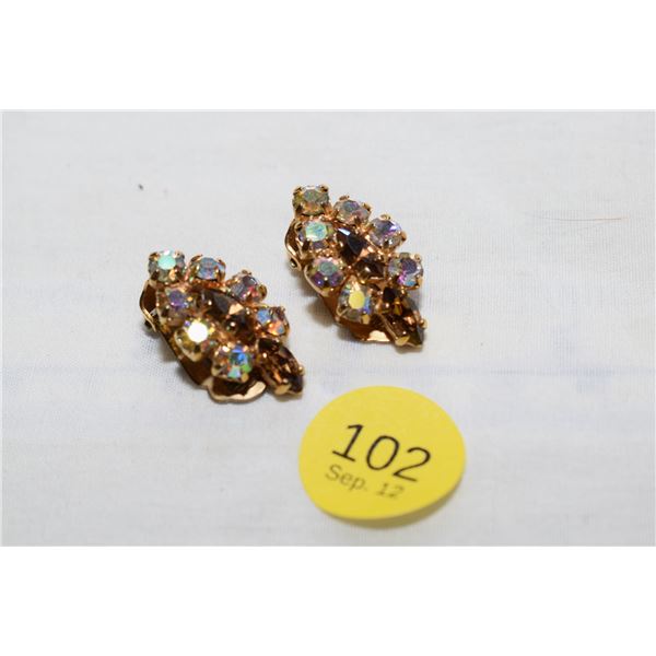 Vintage Rhinestone Cluster Clip Earrings