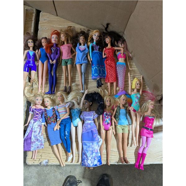 Lot of Mixed Barbies