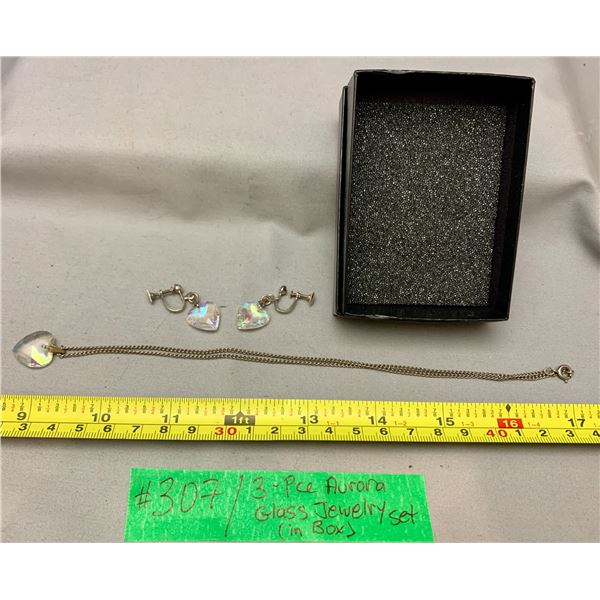 Aurora Hearts Necklace & Earring Set in Box