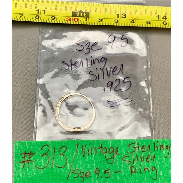 Vintage Silver Ring (Marked “925” & “10 NVC”) Size 9.5