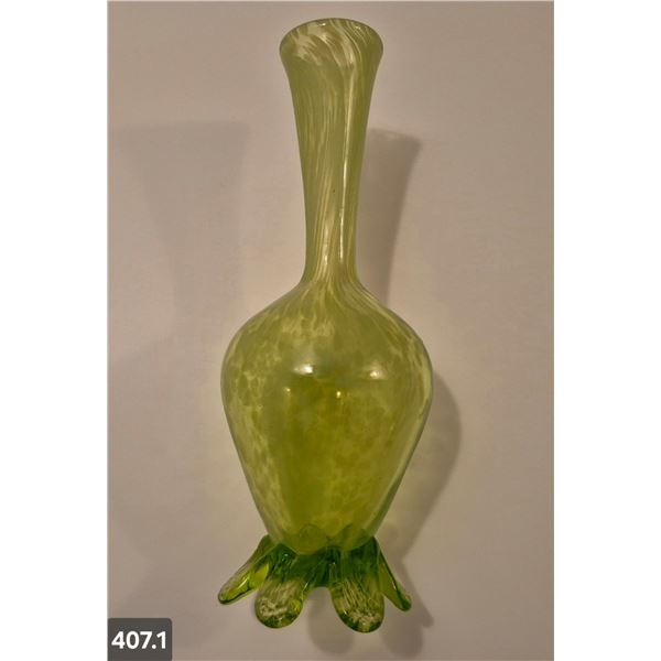 Green Altaglass art glass vase w/label, no damage, 9 1/4 inches tall