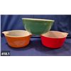 Image 1 : 3 Pieces of Pyrex, no cracks or chips, excellent condition, bowl has a few nics to finish