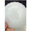 Image 5 : Fire King-  Anchor Hocking - 5 cups & 5 saucer, Dinner Plate (Oven Proof)
