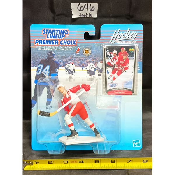 Starting Lineup NHL Figure – Steve Yzerman (Red Wings)