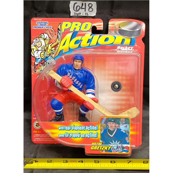 Pro Action NHL Starting Lineup Figure - Wayne Gretzky (Rangers)