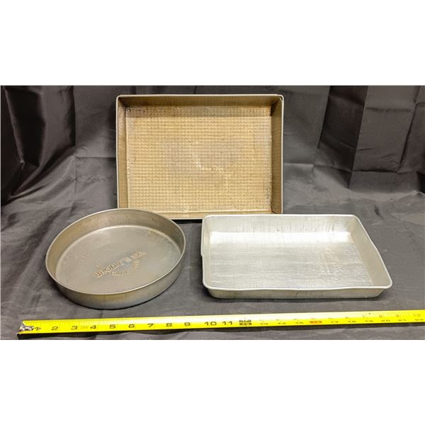 (3) Cake Pans