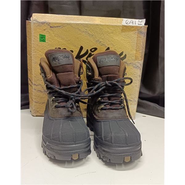 NEW McKinley Leather Winter Boots – Size 8