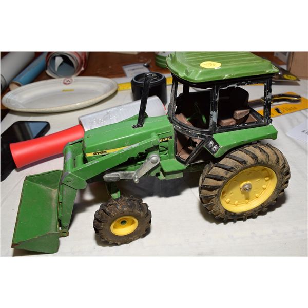 John Deere 2755 Toy Tractor