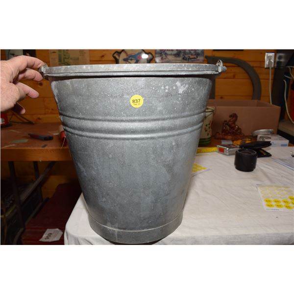 Galvanized Chore Pail – Very Nice Condition