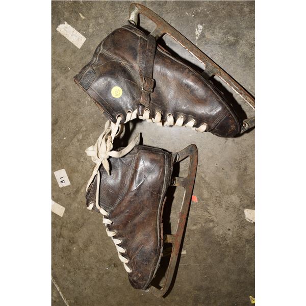 Antique CCM Skates