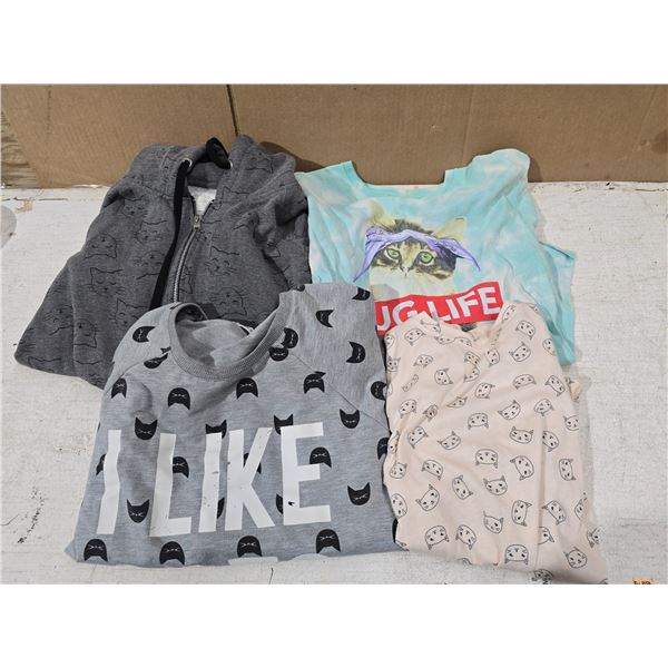 (4) Cat Themed Sweatshirts / T-Shirts – Ladies Medium