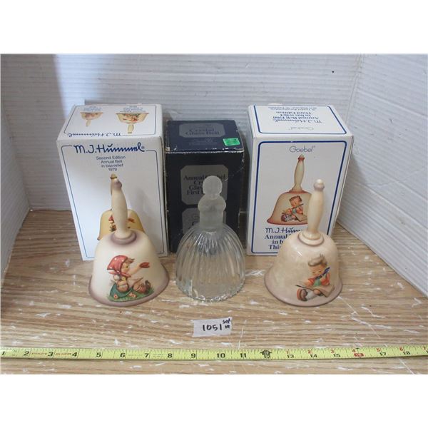 3 Goebel collector bells (1978, 1979, 1980)