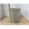 Image 2 : Medalta 1 gallon crock, no cracks or chips (Excellent condition)