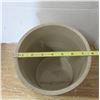 Image 3 : Medalta 1 gallon crock, no cracks or chips (Excellent condition)