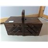 Image 1 : Sewing box with contents