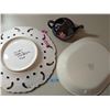 Image 5 : Portugal wallmajolica plate, Art deco vase, Corelle platters