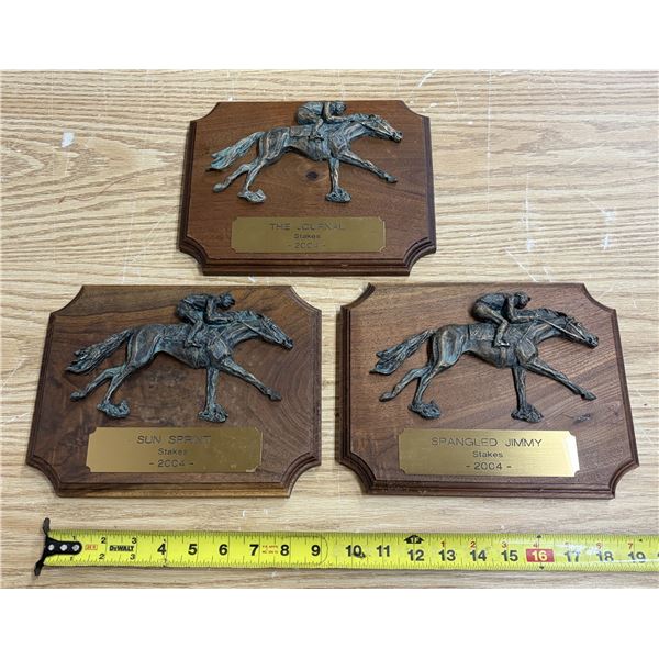 2004 Horse Trophies.