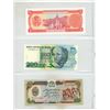 Image 8 : Binder of Foreign Currency. (Total 14 Banknotes) - All Uncirculated/New.