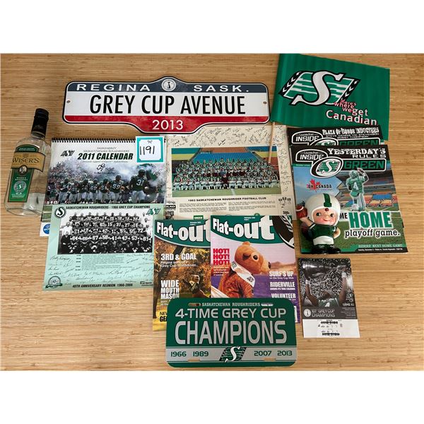 Rider Bundle -  Licence plate, flag, sign  etc.