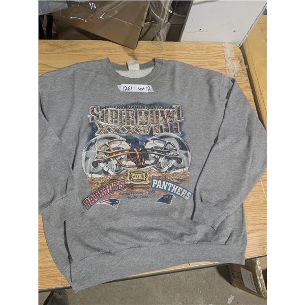 2004 Superbowl New England Patriots Crewneck, Size XL