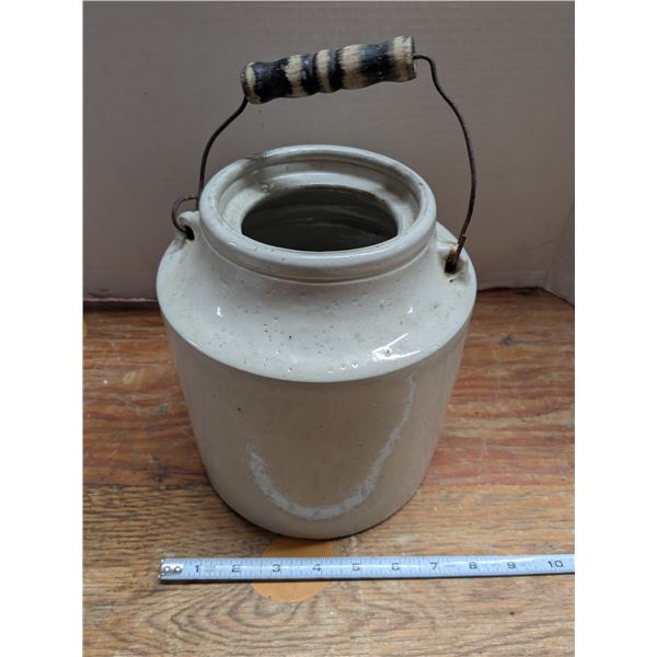 3/4-Gal Pickling Crock – small crack, no chips