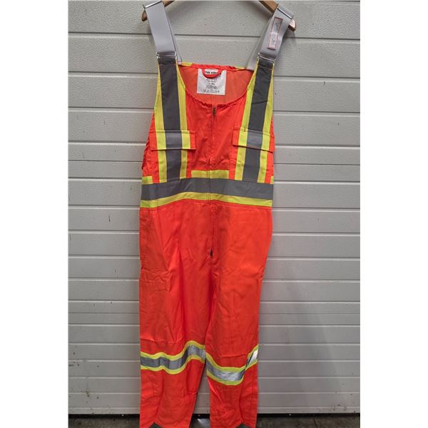 Futura Workwear high-visibility orange workwear garment. Size L (New) (Length 62")