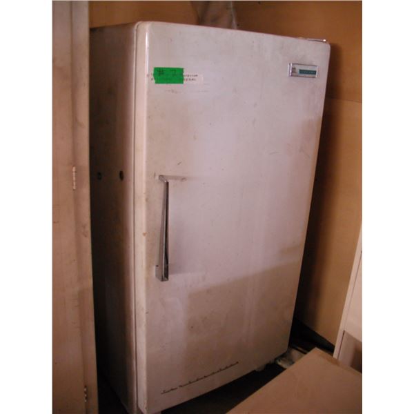 vintage viking fridge - w/ lock and key