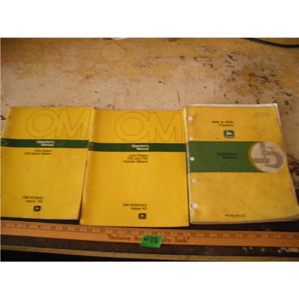 3 John Deere manuals - 4000/4020 tractor, 700/750 grinder mixer & 336 baler
