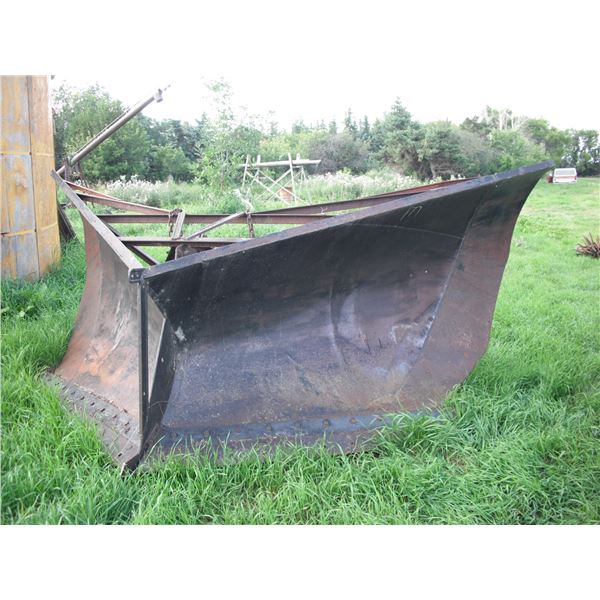 V-Plow - Fits Case 930, 13ft across, blade total length 18ft