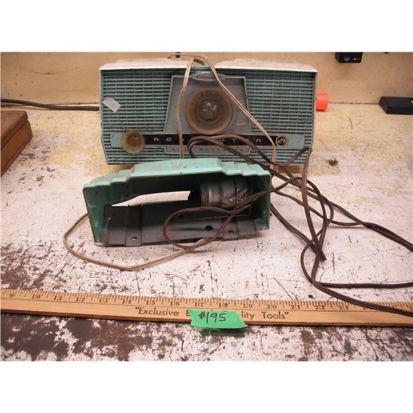 vintage FCA Victor radio and parts