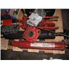 Image 2 : pallet of hydraulic rams, hydraulic hoses, seals, etc.