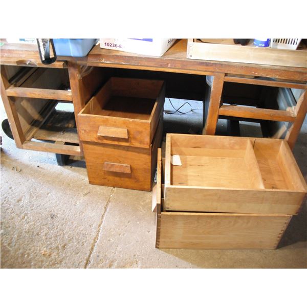 large wooden desk w/ drawers - drawers stick, 59 x30 x30 H