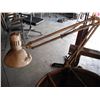 Image 5 : barrel made into workstand with bench vise (Canada) and work light