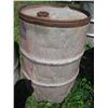 Image 1 : Imperial Oil barrel
